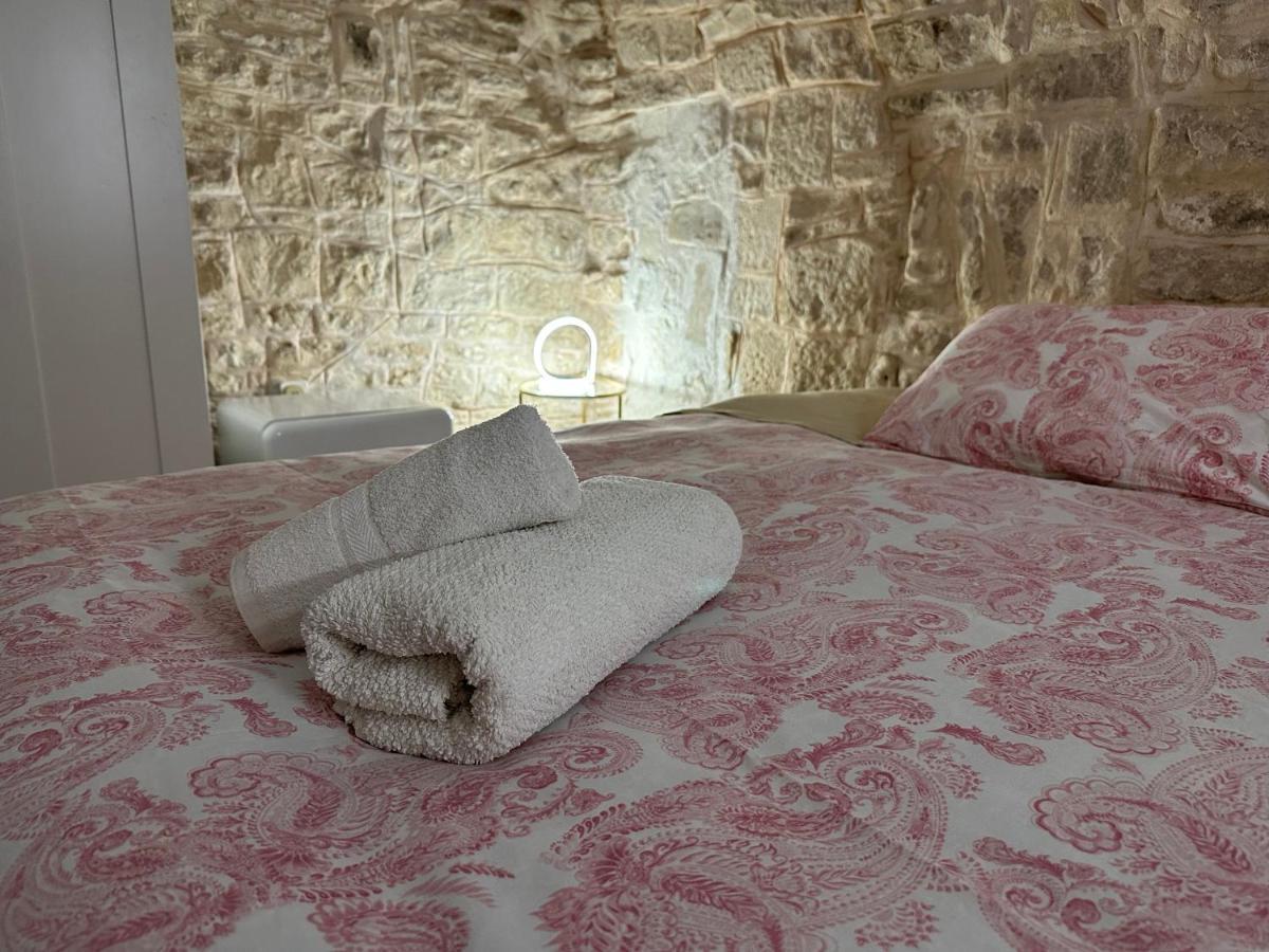 Giovinazzo Suite Pavone Griffi エクステリア 写真