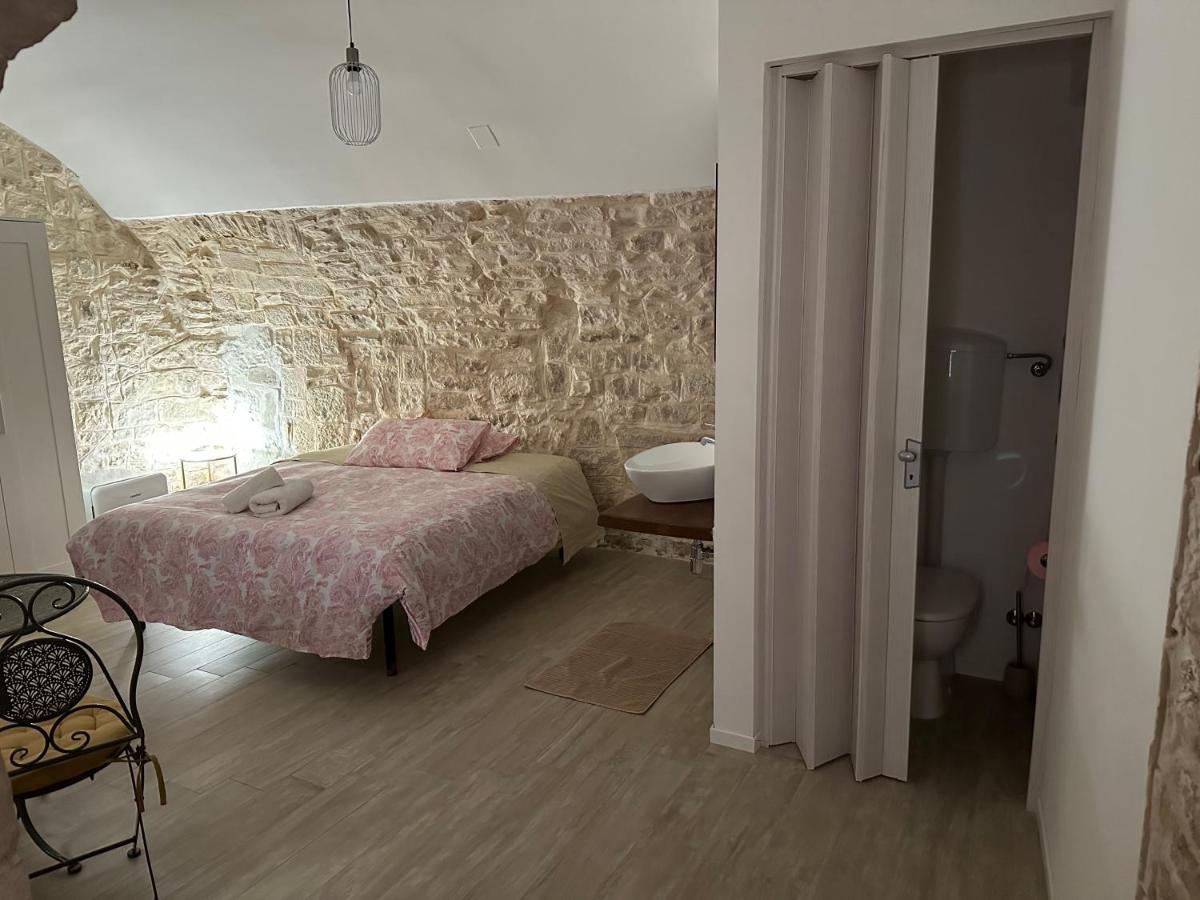 Giovinazzo Suite Pavone Griffi エクステリア 写真
