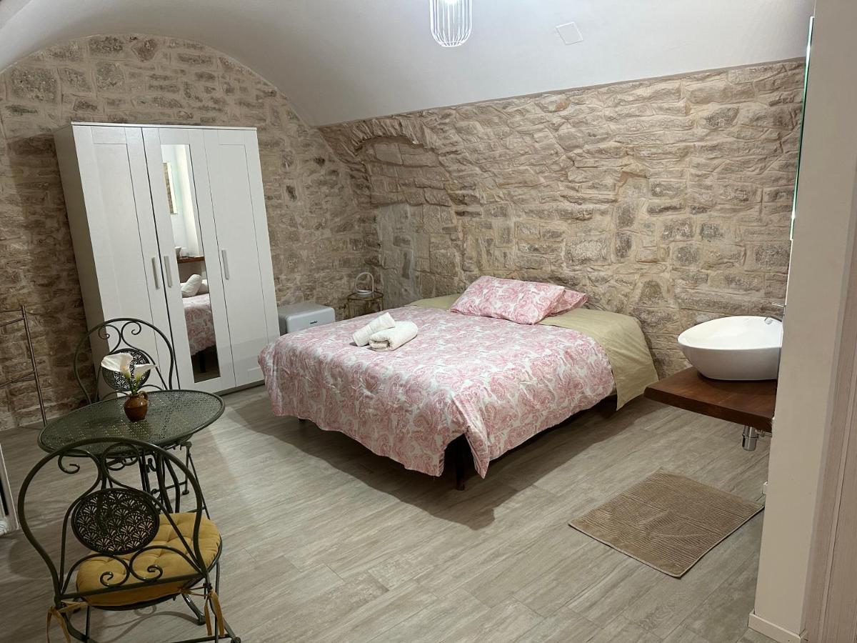 Giovinazzo Suite Pavone Griffi エクステリア 写真