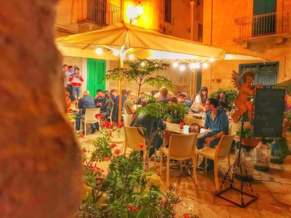 Giovinazzo Suite Pavone Griffi エクステリア 写真