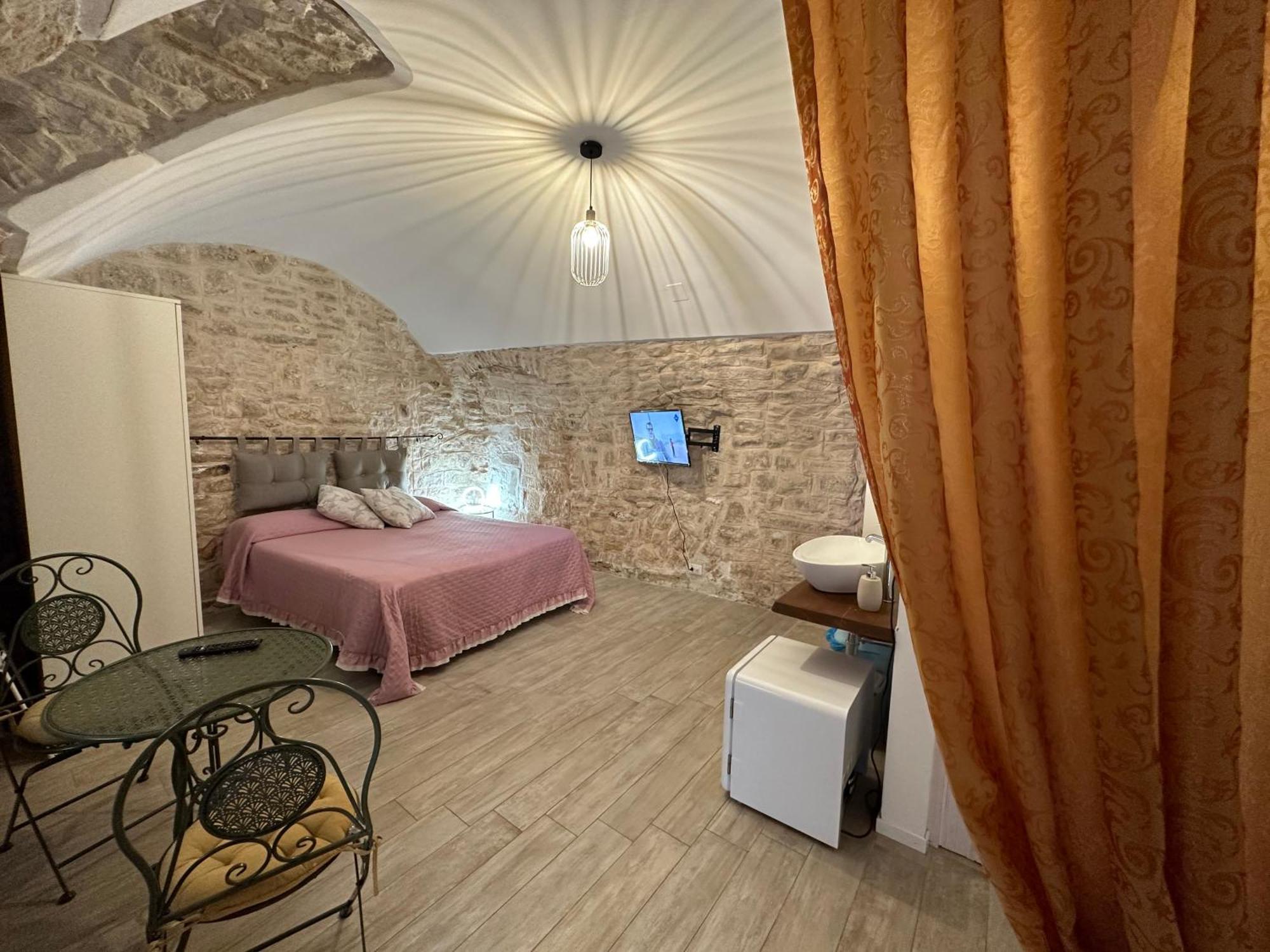 Giovinazzo Suite Pavone Griffi エクステリア 写真